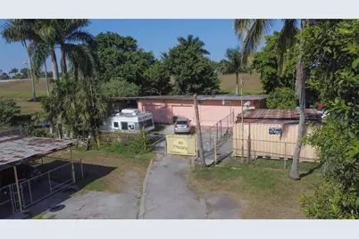185 E Main Street, Pahokee, FL 33476 - Photo 28