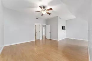 201 SE 2nd Ave, Gainesville, FL 32601 - Photo 36