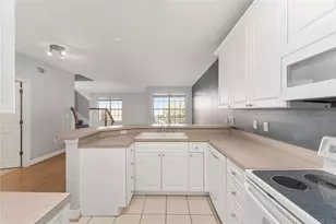 201 SE 2nd Ave, Gainesville, FL 32601 - Photo 12