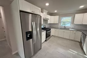 8424 NW 4th Pl, Gainesville, FL 32607 - Photo 8