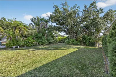 820 Bayshore Drive, Englewood, FL 34223 - Photo 38