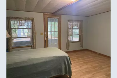 8093 Breezy Point Road E, Melrose, FL 32666 - Photo 14