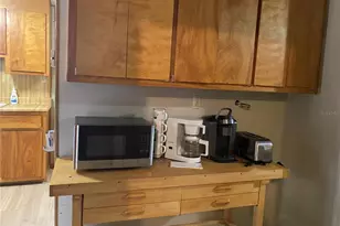 8093 Breezy Point Rd E, Melrose, FL 32666 - Photo 10