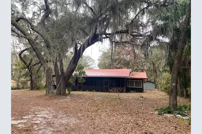 8093 Breezy Point Road E, Melrose, FL 32666 - Photo 1