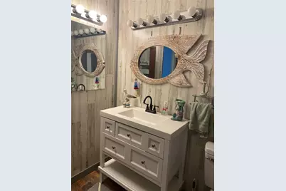 8093 Breezy Point Road E, Melrose, FL 32666 - Photo 16