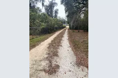 8093 Breezy Point Road E, Melrose, FL 32666 - Photo 22