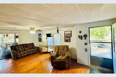 313 White Sands Beaches Drive, Hawthorne, FL 32640 - Photo 6