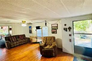 313 White Sands Beaches Dr, Hawthorne, FL 32640 - Photo 6