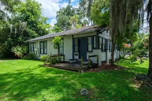 203 NW 15th St, Gainesville, FL 32603 - Photo 2