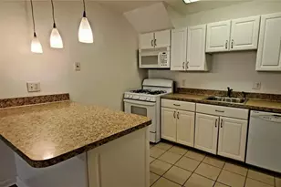 1700 SW 16th Ct, Gainesville, FL 32608 - Photo 6