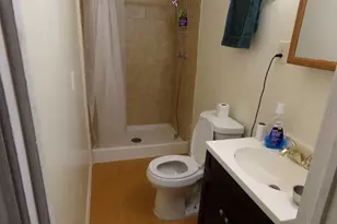 1821 SE 6th Ave, Gainesville, FL 32641 - Photo 4