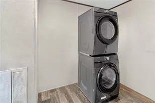 675 Marshburn Dr, Bronson, FL 32621 - Photo 8