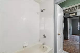 1814 NE 6th Ter, Gainesville, FL 32609 - Photo 22