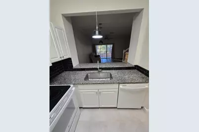 4551 NW 49th Street #104, Gainesville, FL 32606 - Photo 10