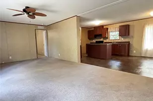 111 Little Orange Lake Dr, Hawthorne, FL 32640 - Photo 2