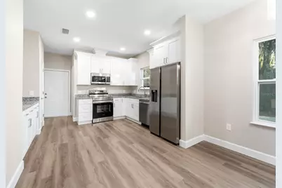 2016 NE 3rd Avenue, Gainesville, FL 32641 - Photo 10