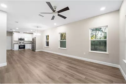 2016 NE 3rd Avenue, Gainesville, FL 32641 - Photo 8