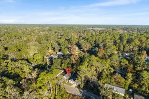 2016 NE 3rd Ave, Gainesville, FL 32641 - Photo 2