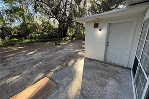 403 NW 25 St, Gainesville, FL 32607 - Photo 14