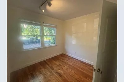 927 NE 7th Avenue, Gainesville, FL 32601 - Photo 10