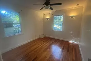 927 NE 7th Ave, Gainesville, FL 32601 - Photo 12