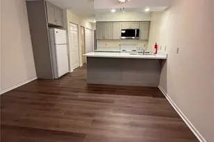 1923 NW 23rd Blvd, Gainesville, FL 32605 - Photo 2