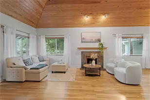 1017 NE 3rd Ave, Gainesville, FL 32601 - Photo 8