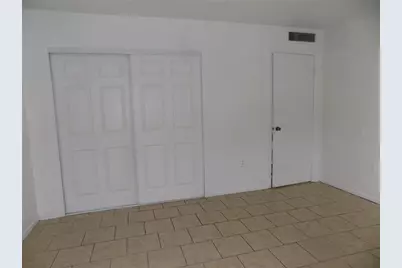 2811 SW Archer Road #x 201, Gainesville, FL 32608 - Photo 32