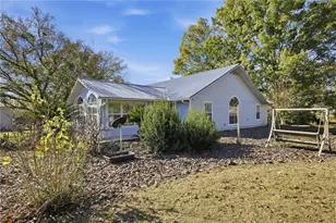 18004 N W 55th Pl, Alachua, FL 32615 - Photo 4