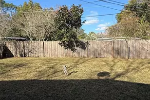 1106 NE 20 Pl, Gainesville, FL 32609 - Photo 24