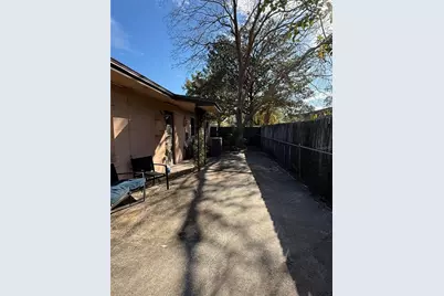 1106 NE 20th Place, Gainesville, FL 32609 - Photo 22