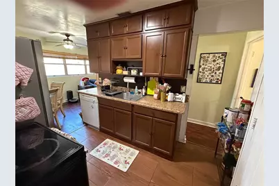 1106 NE 20th Place, Gainesville, FL 32609 - Photo 8