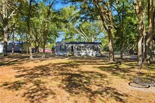 4506 NW 10th St, Bell, FL 32619 - Photo 12