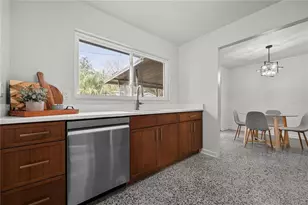 2122 NE 12th Ter, Gainesville, FL 32609 - Photo 10