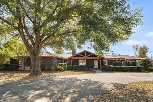 137 SW Meadow Terrace, Lake City, FL 32024 - Photo 2