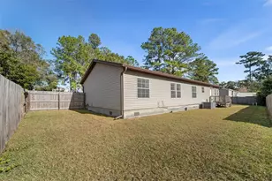 12821 NW 151 Rd, Alachua, FL 32615 - Photo 2