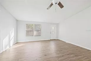 1809 Rosemary Cir, Bell, FL 32619 - Photo 6