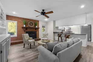 2110 NW 46th St, Gainesville, FL 32605 - Photo 4