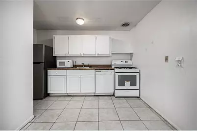 1700 SW 16th Court #B27, Gainesville, FL 32608 - Photo 12