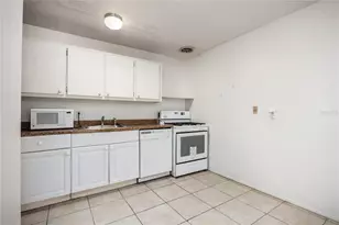 1700 SW 16th Ct, Gainesville, FL 32608 - Photo 14