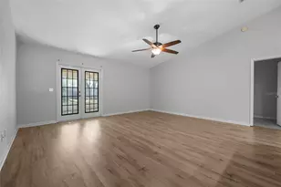 25339 SW 18th Ave, Newberry, FL 32669 - Photo 10