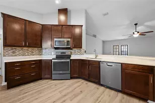 25339 SW 18th Ave, Newberry, FL 32669 - Photo 12