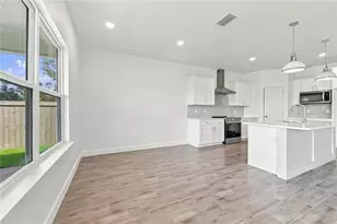 1086 SW 67th Wy, Gainesville, FL 32607 - Photo 16