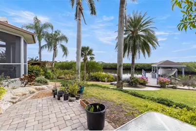 1221 50th Street Court E, Bradenton, FL 34208 - Photo 14