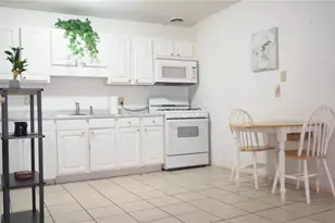 1700 SW 16th Ct, Gainesville, FL 32608 - Photo 4