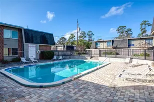 1700 SW 16th Ct, Gainesville, FL 32608 - Photo 18
