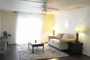 1700 SW 16th Ct, Gainesville, FL 32608 - Photo 6