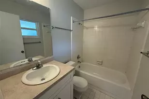 4220 NW 21st St, Gainesville, FL 32605 - Photo 12