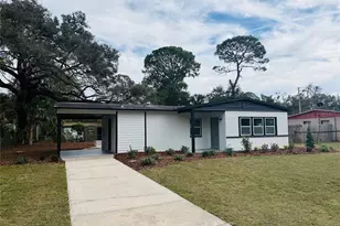 2403 NE 11th St, Gainesville, FL 32609 - Photo 2