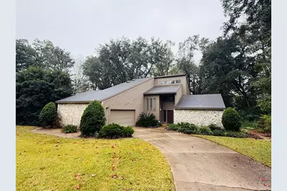 2435 NW 27th Place, Gainesville, FL 32605 - Photo 1